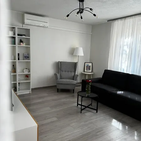 Piaf Apartment